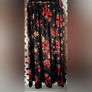 Elegant Christmas Holiday Black & Red Floral Maxi Skirt Size L